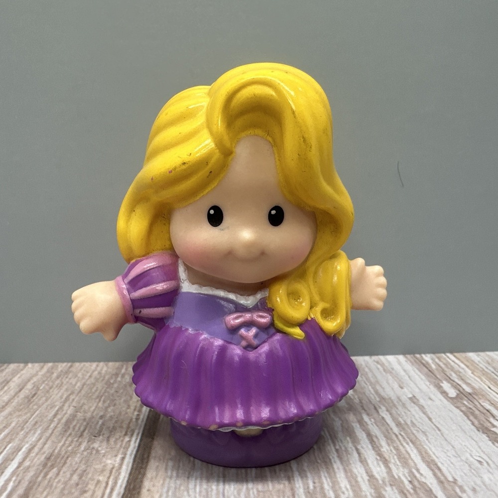 Fisher-Price Little People Disney‎ Princess RAPUNZEL 2012 Figure